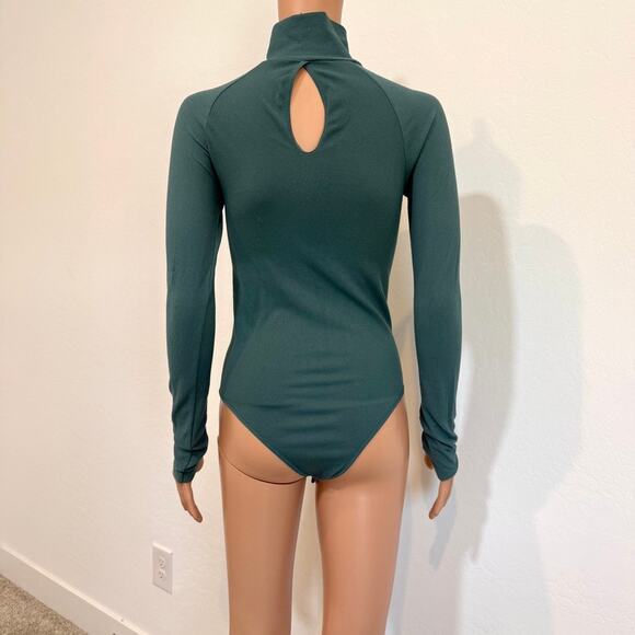 FP Movement M/L Seamless Turtleneck Bodysuit keyhole back cutout BC 2701 - Picture 10 of 10